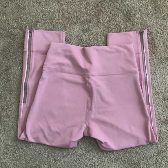 Fabletics Capri - Picture 2 of 6